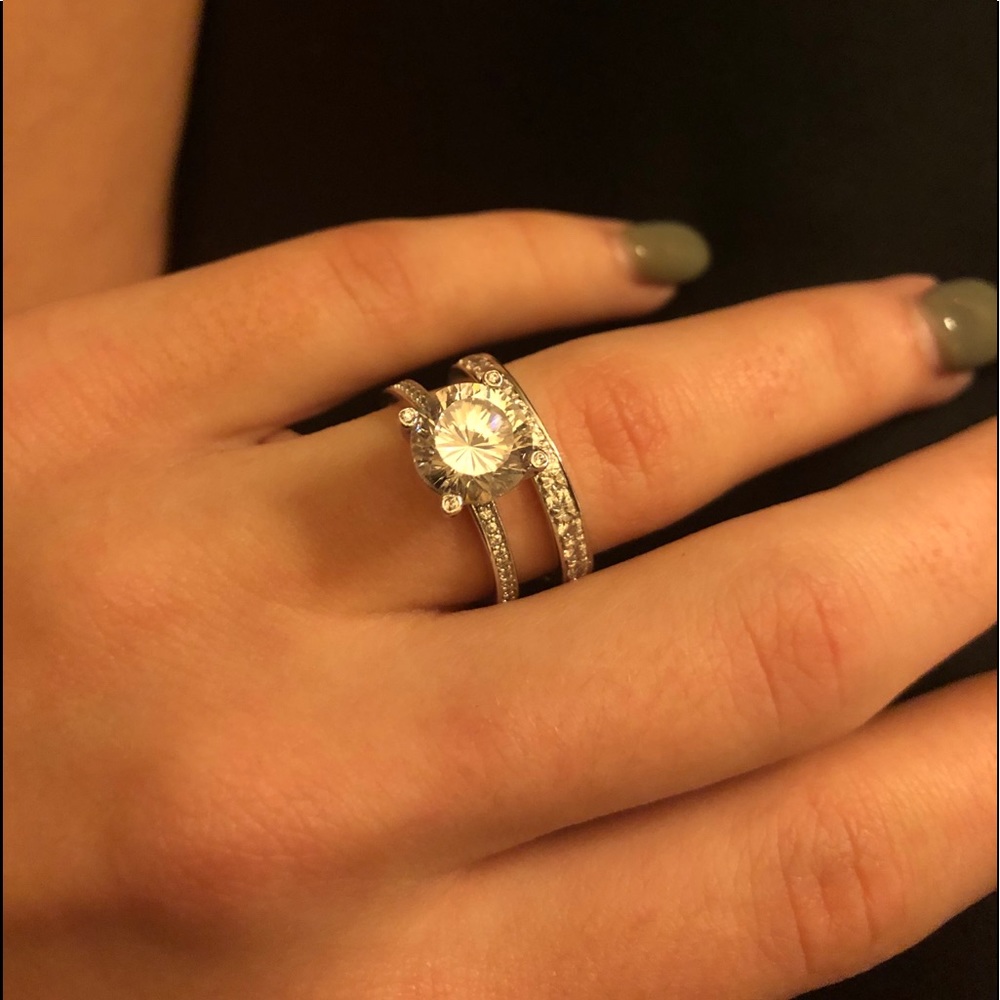 JTV Wedding Ring Set (NEW) + surprise gift